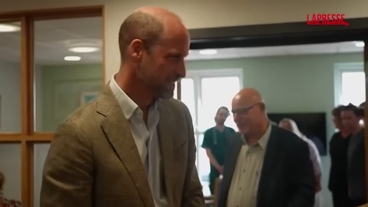 il principe william inaugura struttura di assistenza sulle isole scilly da Lapresse.it il principe william inaugura struttura di assistenza sulle isole scilly