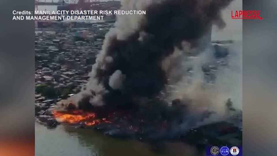 filippine enorme incendio a manila le immagini della devastazione da Lapresse.it filippine enorme incendio a manila le immagini della devastazione