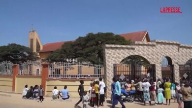 Congo, nonostante le restrizioni per l'Ebola i fedeli si riuniscono per una messa a Bunia