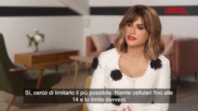 Cannes 2026, Penelope Cruz e il rapporto del figlio con i social: "Va bene anche annoiarsi"