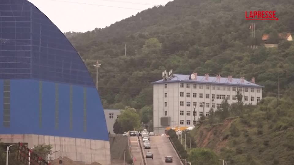 cina esplosione in una miniera di carbone almeno 82 morti da Lapresse.it cina esplosione in una miniera di carbone almeno 82 morti