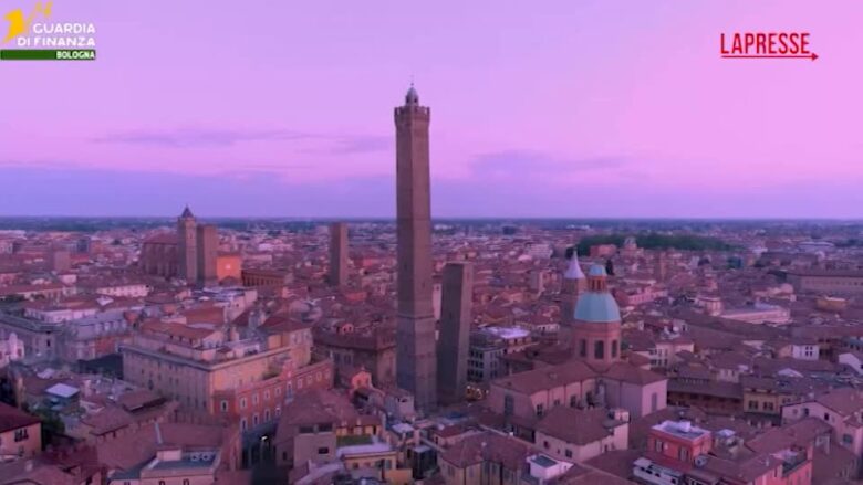 Bologna: truffe online e commercio illegale animali esotici, una denuncia