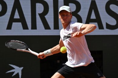 Sinner al Roland Garros 2026: quando gioca con Tabur, chi è il francese che trova all’esordio