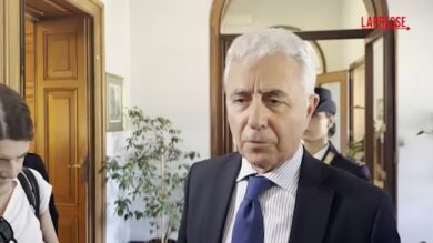 Scontri Torino, questore: "Dispiaciuto per ragazzo ferito"