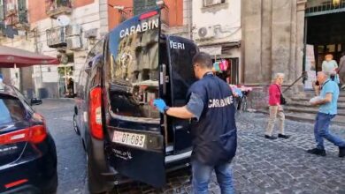 Napoli, 12enne accoltellato dal padre durante una lite: arrestato l’uomo