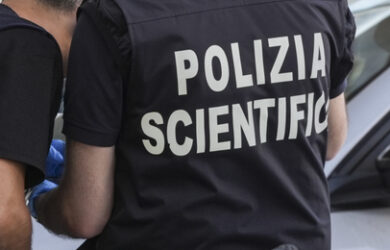 Milano, 22enne morto accoltellato in stazione Certosa: tra gli indagati anche un trapper