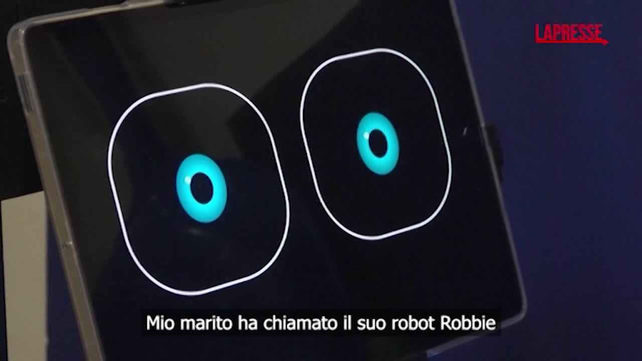 robbie il robot caregiver che si prende cura di una coppia nel new hampshire da Lapresse.it robbie il robot caregiver che si prende cura di una coppia nel new hampshire