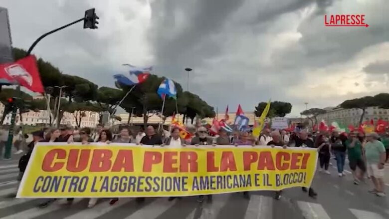 Cuba, a Roma manifestazione sotto ambasciata Usa: “No all’aggressione militare”