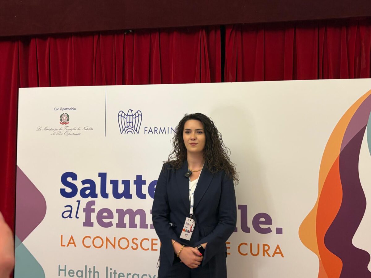 Salute e tecnologie, donne più caute col ‘dottor AI’: prevale il fattore umano Salute e tecnologie, donne più caute col ‘dottor AI’: prevale il fattore umano