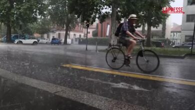 Milano, violento nubifragio dopo il gran caldo
