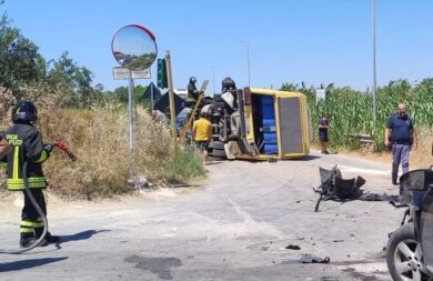 Mazara del Vallo, scuolabus si ribalta: 19 feriti fra cui 14 bambini