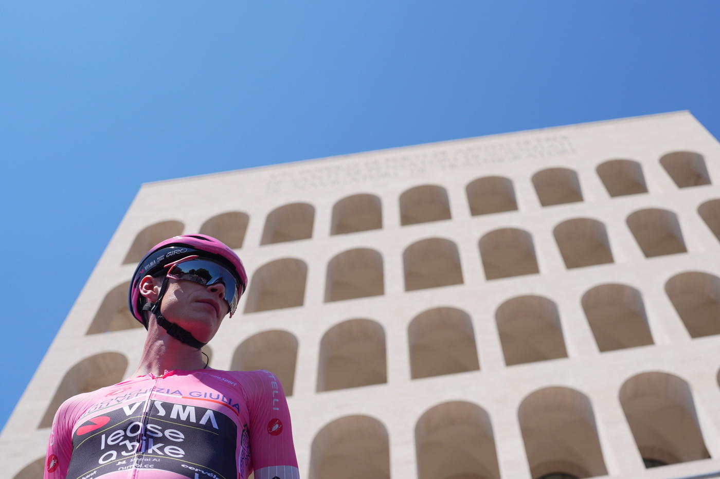 giro d8217italia 2026 vingegaard trionfa in maglia rosa milan vince la tappa finale a roma da Lapresse.it giro d8217italia 2026 vingegaard trionfa in maglia rosa milan vince la tappa finale a roma