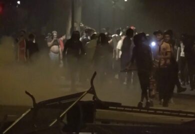 Parigi, un morto e un ferito grave negli incidenti dopo la finale di Champions League: fermati 780 tifosi