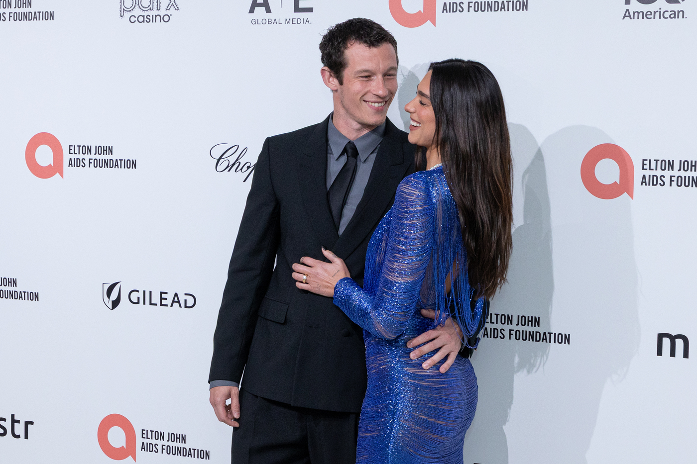 dua lipa e callum turner matrimonio a sorpresa a londra da Lapresse.it dua lipa e callum turner matrimonio a sorpresa a londra