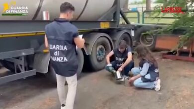 Roma, Gdf sequestra 30mila litri di benzina da contrabbando