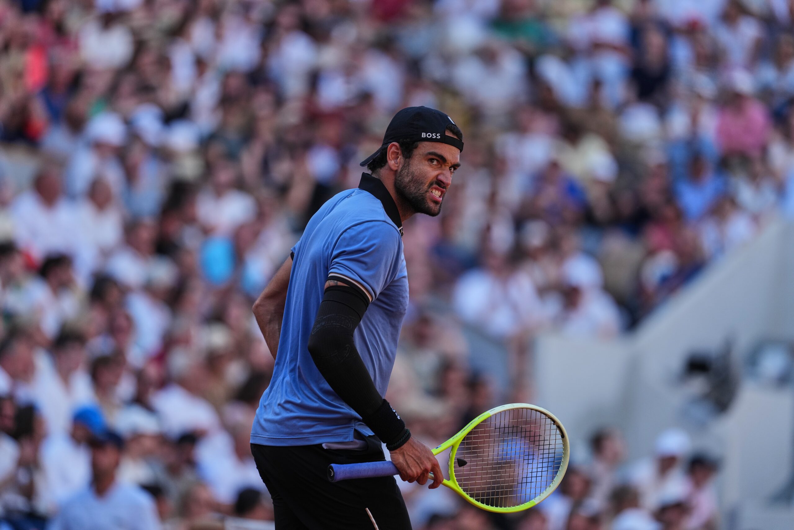Roland Garros 2026, Berrettini vola ai quarti: Cerundolo sconfitto 6-3 7-6 7-6 Roland Garros 2026, Berrettini vola ai quarti: Cerundolo sconfitto 6-3 7-6 7-6