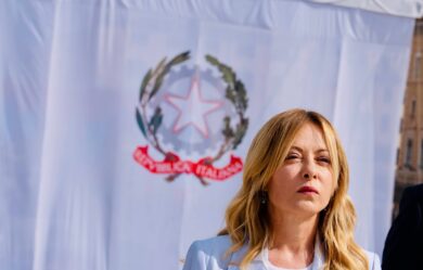 Migranti, Meloni: “Storico l’accordo Ue sui rimpatri, l’Europa segue la strada indicata dall’Italia”