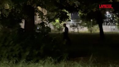 Milano, accoltellato durante una rapina: i Carabinieri sul posto