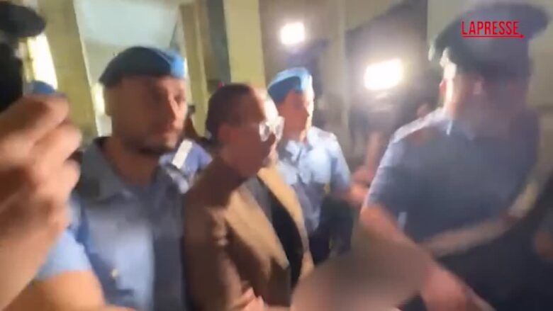 Femminicidio Pamela Genini, l'arrivo in tribunale di Gianluca Soncin per il processo