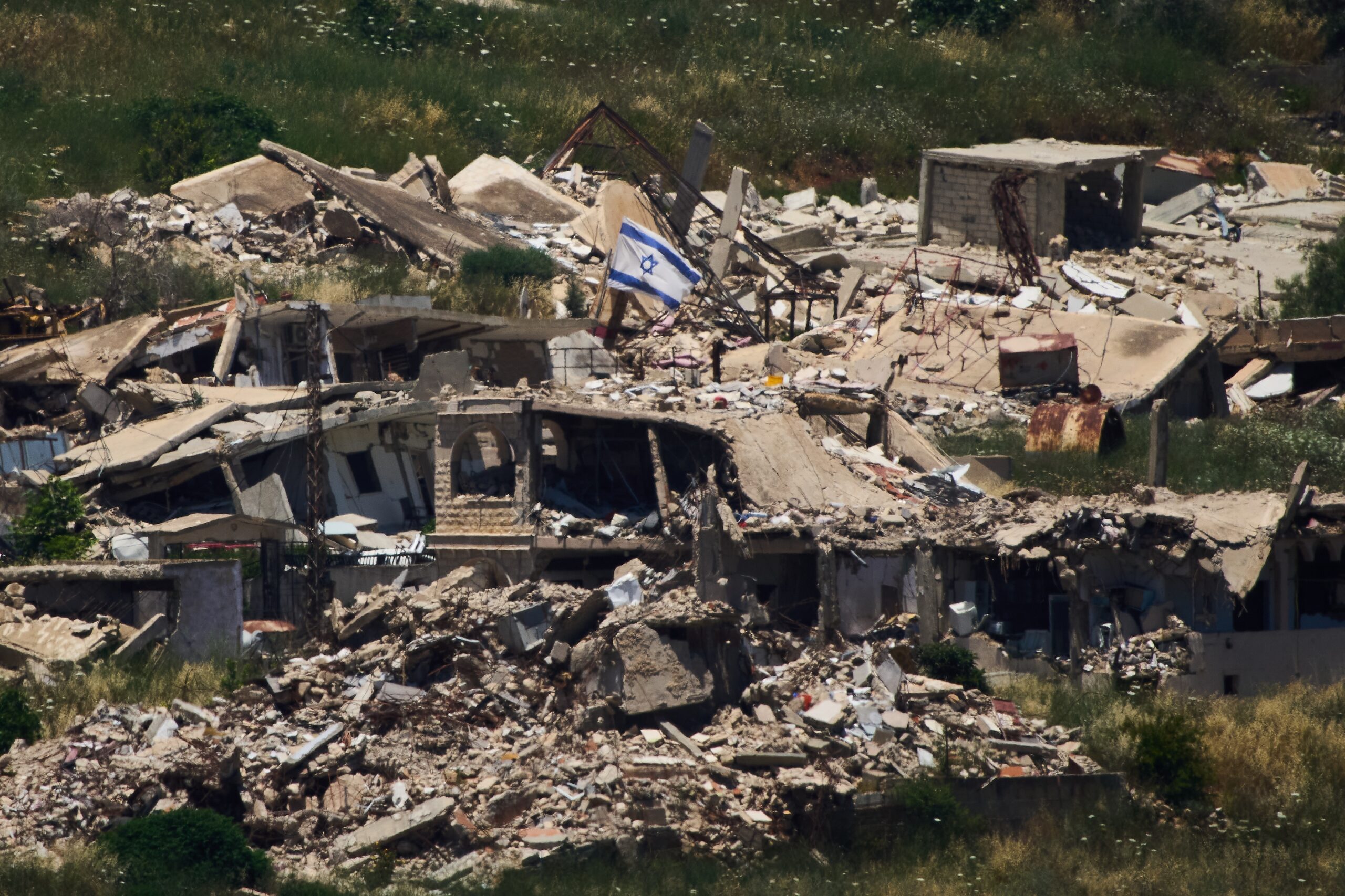 Libano, ucciso un casco blu Unifil. Trump: “Non abbiamo bisogno dell’aiuto degli europei” – La diretta