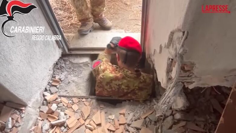 Reggio Calabria, scoperto bunker sotterraneo con cunicoli segreti e camere di fuga