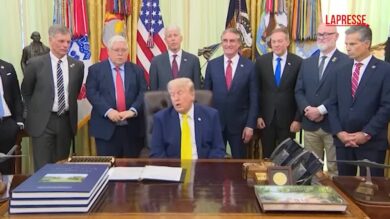 Iran, Trump: "Se dovessimo trovare l'accordo, incontrerei Khamenei"