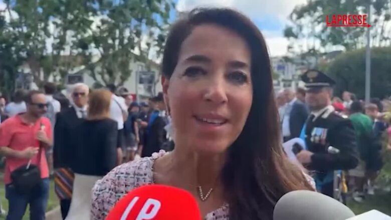 Stragi mafiose, Ronzulli su archiviazione per Berlusconi: “Chi pagherà per 30 anni di processi?” 