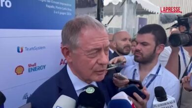 Carburanti, Urso: “Taglio delle accise continua in modo modulare per famiglie e imprese”