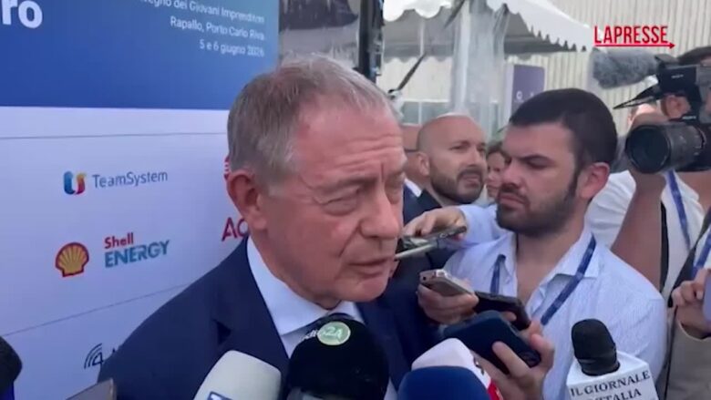 Carburanti, Urso: “Taglio delle accise continua in modo modulare per famiglie e imprese”