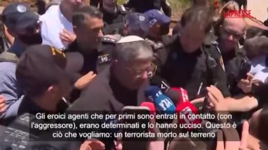 Israele, Ben-Gvir loda la reazione della polizia: "Bene un terrorista morto a terra"