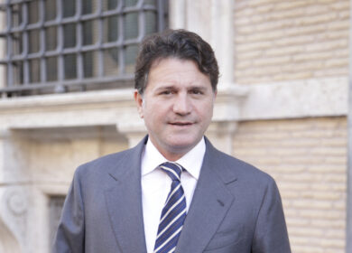 Francesco Silvestro, il senatore di Forza Italia indagato per violenza sessuale: l’inchiesta a Roma