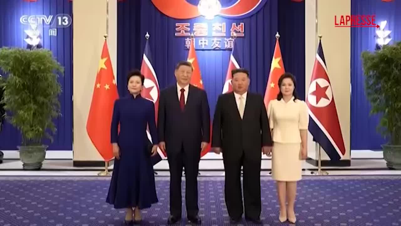 corea del nord kim jong un organizza banchetto e spettacolo per xi jinping da Lapresse.it corea del nord kim jong un organizza banchetto e spettacolo per xi jinping