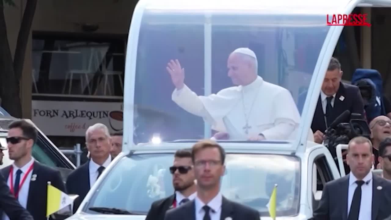 papa leone xiv alla sagrada familia prevost accolto dai reali di spagna da Lapresse.it papa leone xiv alla sagrada familia prevost accolto dai reali di spagna