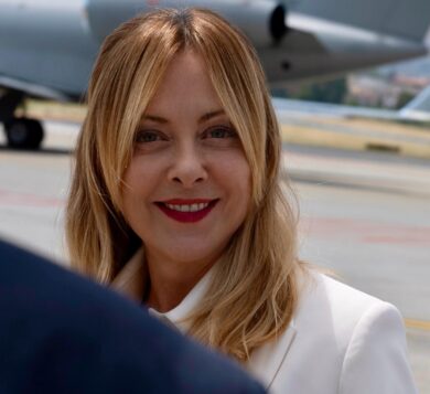 Giorgia Meloni e il processo a Fabrizio Corona, la premier sarà sentita il 28 settembre