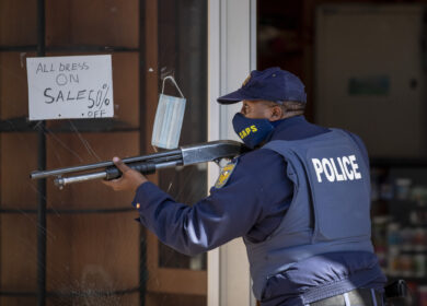 Sudafrica, spari sulla folla a Johannesburg: 12 morti