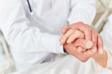 Liste d’attesa ancora in cima ai problemi della sanità: il rapporto