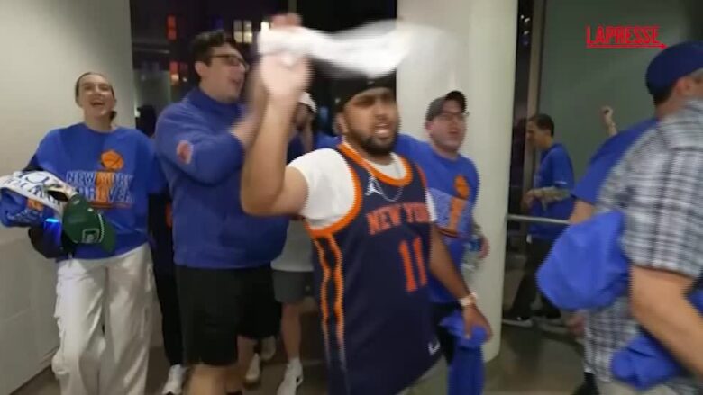 Rimonta Knicks in gara 4, festa a New York