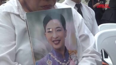 Thailandia, la principessa Bajrakitiyabha è morta a 47 anni: la veglia fuori dall'ospedale