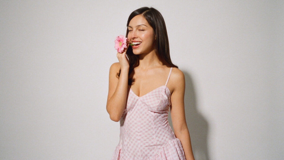 olivia rodrigo fuori oggi il nuovo album 8216you seem pretty sad for a girl so in love8217 da Lapresse.it olivia rodrigo fuori oggi il nuovo album 8216you seem pretty sad for a girl so in love8217