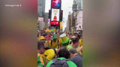 Mondiali 2026, il Brasile debutta e la torcida invade Times Square a New York