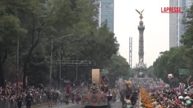 Mondiali 2026, Città del Messico in festa: sfilata tra calcio, storia e cultura