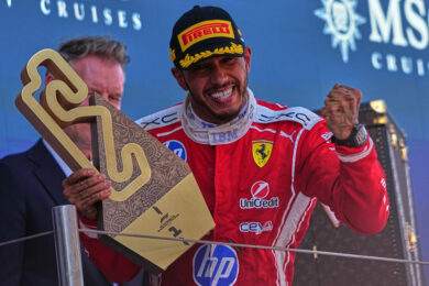 Formula1, prima vittoria di Hamilton con la Ferrari al Gp di Barcellona