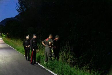 Sorelle scomparse all’Aquila, ricerche a tutto campo. Il padre denuncia i gestori della casa-famiglia