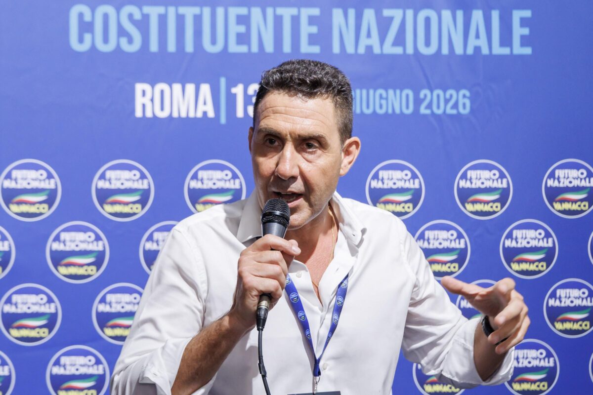 futuro nazionale vannacci il femminicidio non esiste non serve un reato specifico da Lapresse.it futuro nazionale vannacci il femminicidio non esiste non serve un reato specifico