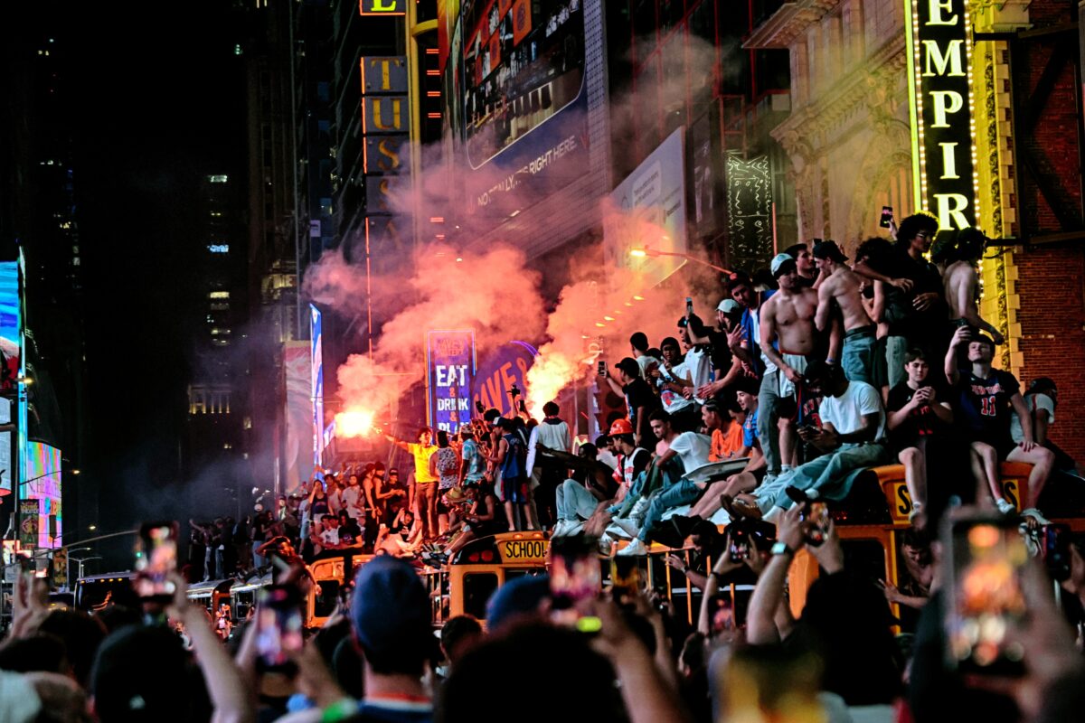 Nba Finals 2026, Spurs ko e Knicks campioni dopo 53 anni: a New York esplode la festa