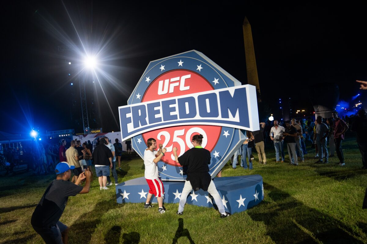 trump arti marziali miste alla casa bianca per l821780esimo compleanno oggi l8217ufc freedom 250 da Lapresse.it trump arti marziali miste alla casa bianca per l821780esimo compleanno oggi l8217ufc freedom 250
