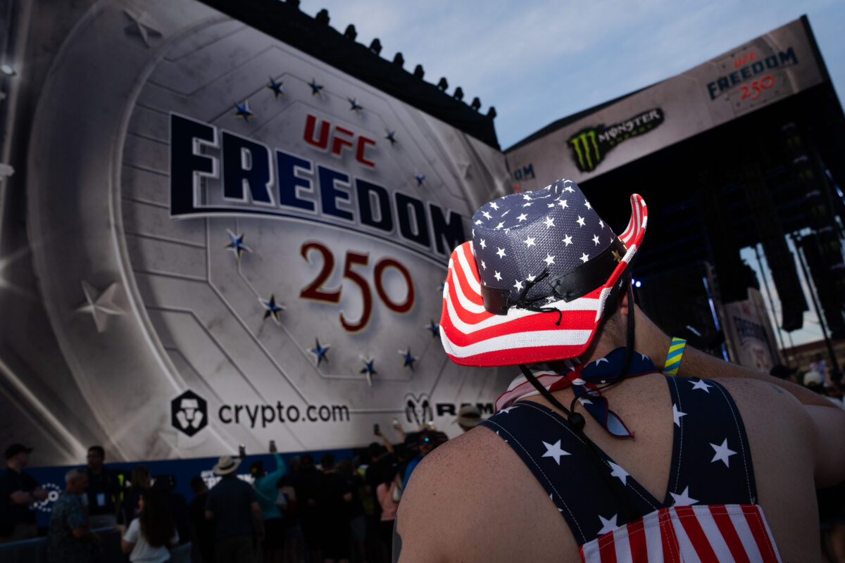 Trump, arti marziali miste alla Casa Bianca per l’80esimo compleanno: oggi l’UFC Freedom 250