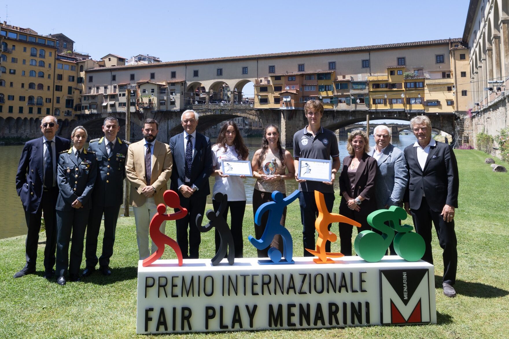 premio fair play menarini sul palco anche bebe vio e fabio caressa da Lapresse.it premio fair play menarini sul palco anche bebe vio e fabio caressa