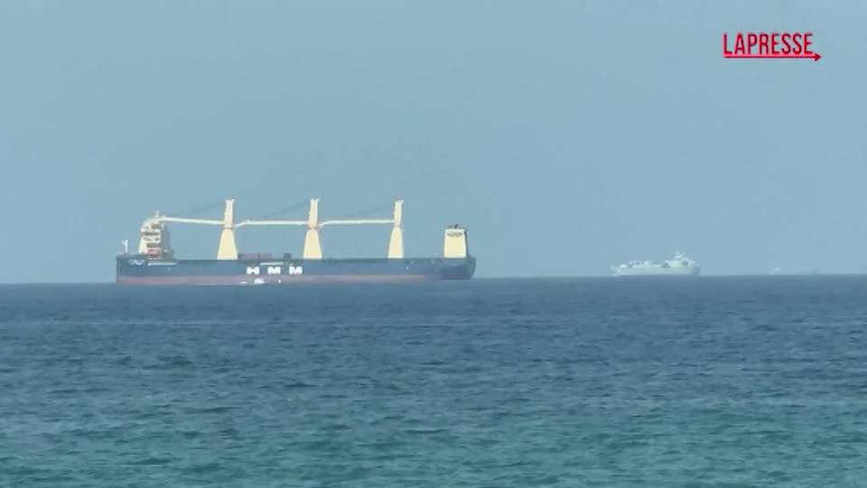 dopo l intesa usa iran traffico navale ancora bloccato a hormuz da Lapresse.it dopo l intesa usa iran traffico navale ancora bloccato a hormuz