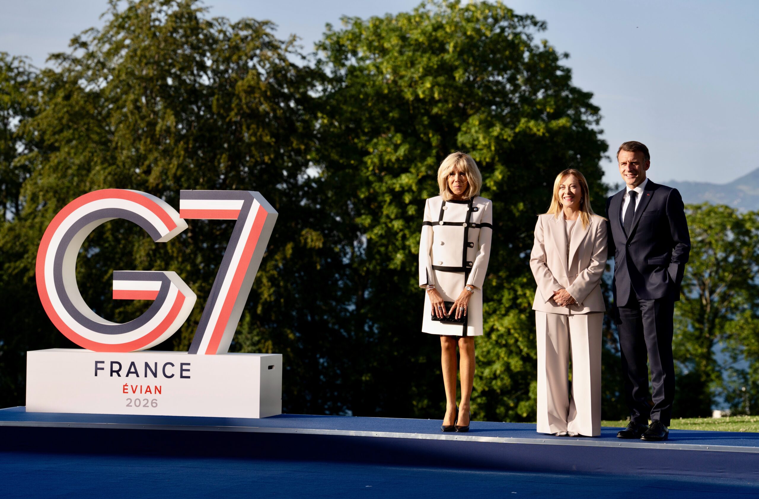 G7 a Evian, disgelo tra Trump e Meloni. La premier promuove l’intesa Usa-Iran: “Pronti a fare la nostra parte su Hormuz”